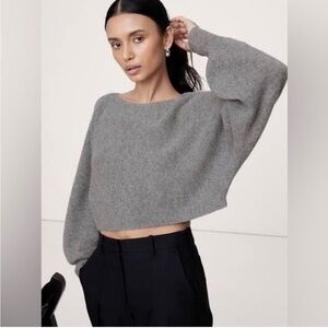 Banana Republic Mid-Weight Boatneck Cashmere Cropped Sweater GRAY size M